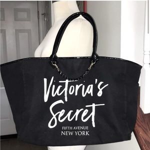 Victoria’s Secret XL 5th Avenue Tote 😘